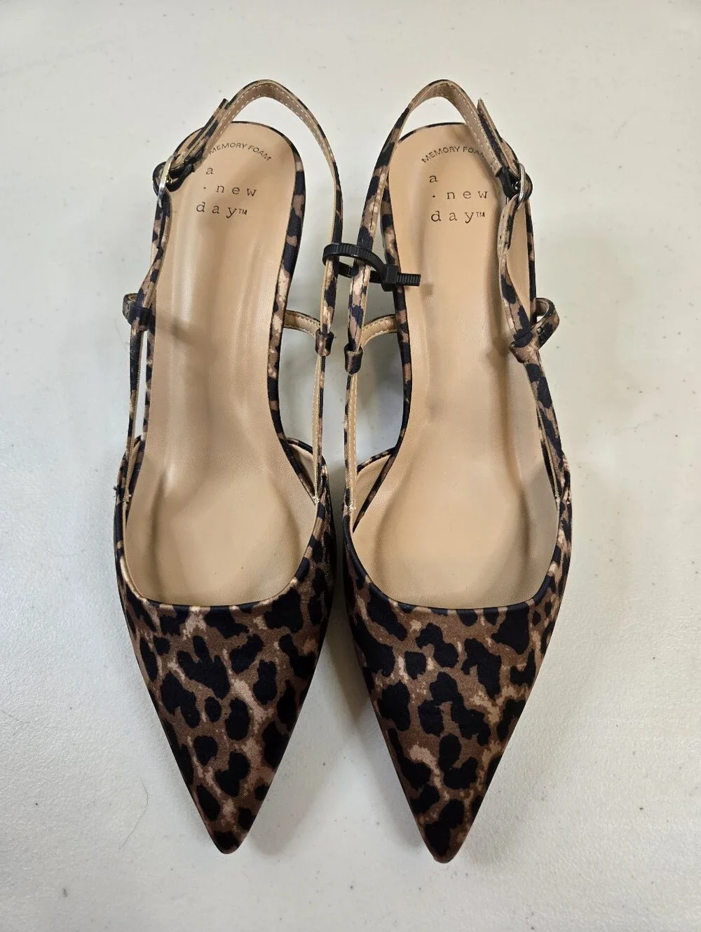 NWoT a new day Leopard Print Slingback Pointed Kitten Heels - Brown/Black Size 7 - Picture 3 of 10